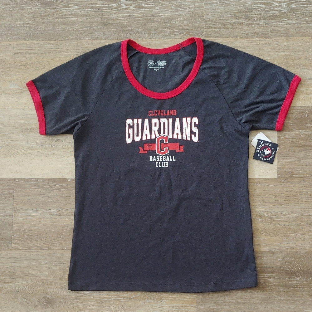NWT MLB Cleveland Guardians Women's Ringer T-Shirt Size M